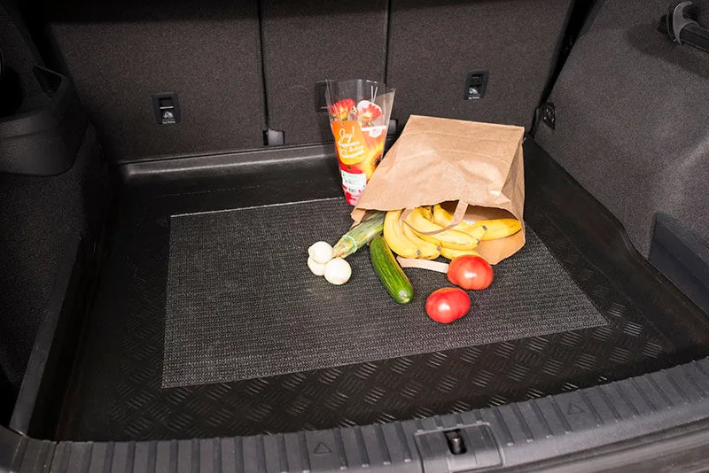 Covor de portbagaj Aristar pentru Toyota Land Cruiser V8 J200 SUV, 5 locuri (2007+)